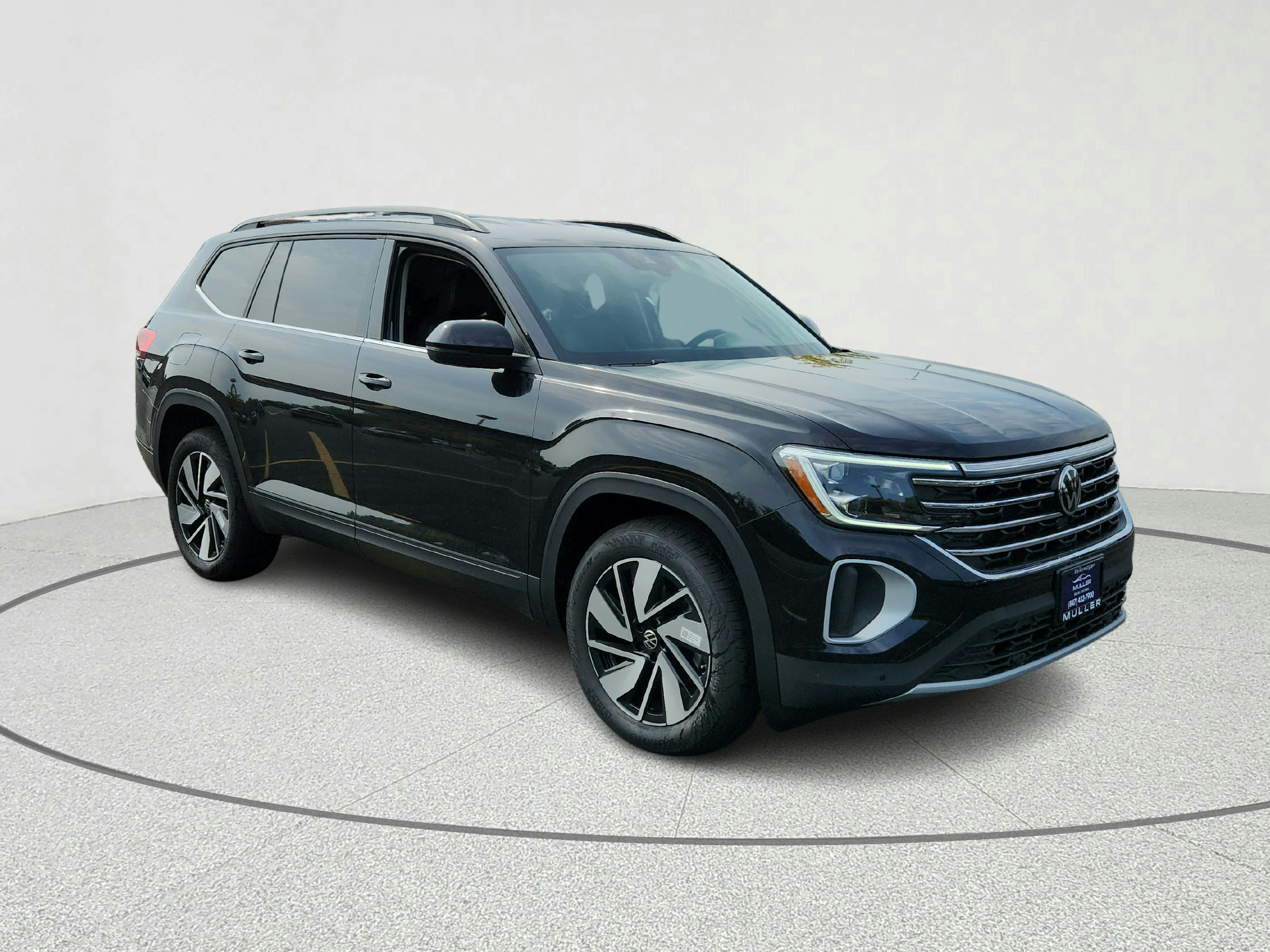 2026 Volkswagen Atlas SE Technology photo 2